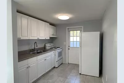 351 50th Avenue N, Saint Petersburg, FL 33703 - Photo 9