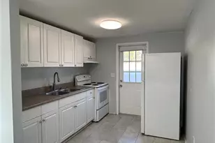 351 50th Ave N, Saint Petersburg, FL 33703 - Photo 9
