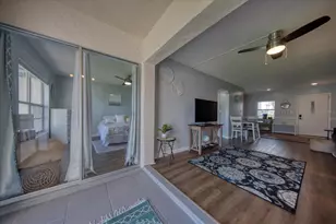 712 Cordova Greens, Seminole, FL 33777 - Photo 13
