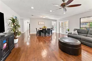 4002 Pebblestone Pl, Tampa, FL 33624 - Photo 11