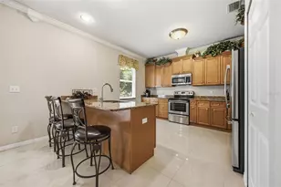 15107 Monet Dr, Tampa, FL 33613 - Photo 9