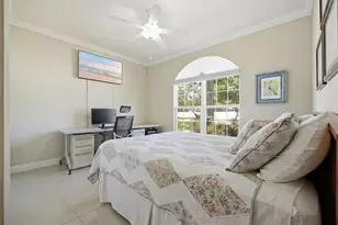 15107 Monet Dr, Tampa, FL 33613 - Photo 17