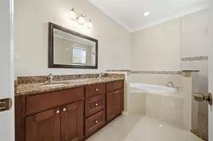 15107 Monet Dr, Tampa, FL 33613 - Photo 27