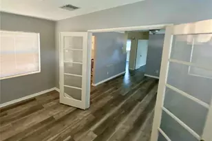 1851 50th Ave N, Saint Petersburg, FL 33714 - Photo 11