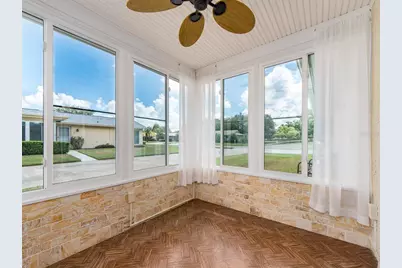 1009 Queen Anne Drive #B, Palm Harbor, FL 34684 - Photo 9