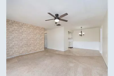1009 Queen Anne Drive #B, Palm Harbor, FL 34684 - Photo 7