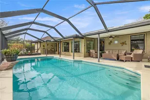 6352 Huntington Dr, Zephyrhills, FL 33542 - Photo 23
