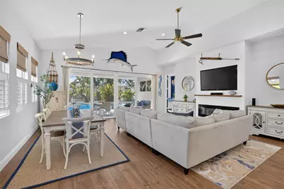 6411 Coquina Island Cove, Apollo Beach, FL 33572 - Photo 23