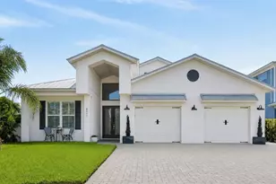6411 Coquina Island Cove, Apollo Beach, FL 33572 - Photo 1