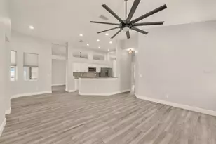 5849 Heronrise Crescent Dr, Lithia, FL 33547 - Photo 13