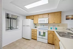 11511 113th St, Seminole, FL 33778 - Photo 7