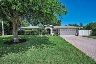 1732 Golf View Dr, Belleair, FL 33756 - Photo 33