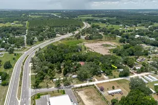 11835 Circle B Rd, Dade City, FL 33525 - Photo 7
