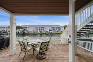 4843 Coquina Key Dr SE, Saint Petersburg, FL 33705 - Photo 7