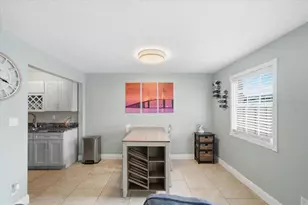 4843 Coquina Key Dr SE, Saint Petersburg, FL 33705 - Photo 21