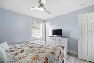 4843 Coquina Key Dr SE, Saint Petersburg, FL 33705 - Photo 29