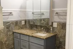 424 Lake Point Ct, Sun City Center, FL 33573 - Photo 13