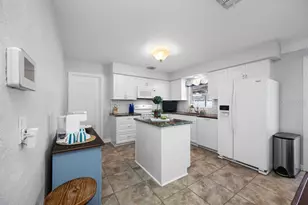 6752 31st Terrace N, Saint Petersburg, FL 33710 - Photo 7