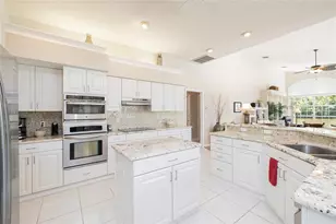 2055 Diamond Ct, Oldsmar, FL 34677 - Photo 5