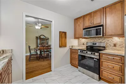 2434 Summitview Drive, Lakeland, FL 33812 - Photo 13