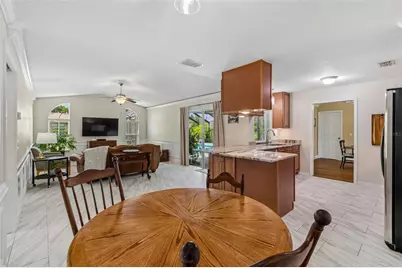 2434 Summitview Drive, Lakeland, FL 33812 - Photo 11