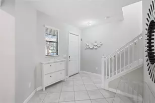 9731 Ivory Dr, Ruskin, FL 33573 - Photo 5