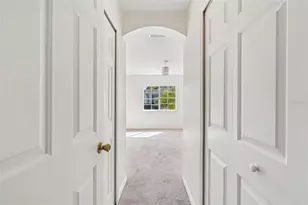 18107 Nassau Point Dr, Tampa, FL 33647 - Photo 17
