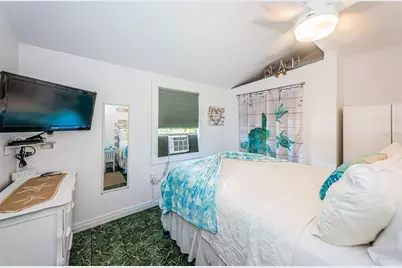 201.5 7th Avenue, Indian Rocks Beach, FL 33785 - Photo 17