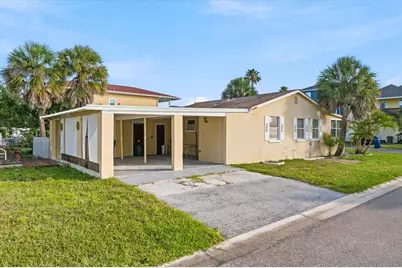 13104 4th Street E, Madeira Beach, FL 33708 - Photo 3