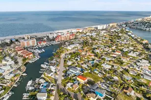 13104 4th St E, Madeira Beach, FL 33708 - Photo 19
