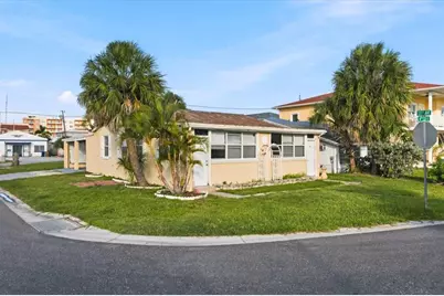 13104 4th Street E, Madeira Beach, FL 33708 - Photo 9
