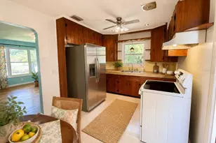 2602 Upton St S, Gulfport, FL 33711 - Photo 9