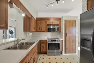 4496 13th Ln NE, Saint Petersburg, FL 33703 - Photo 5
