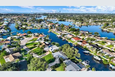 4496 13th Lane NE, Saint Petersburg, FL 33703 - Photo 35