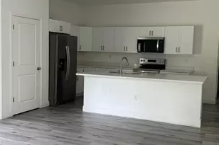 613 Loleta Ct, Lehigh Acres, FL 33972 - Photo 3