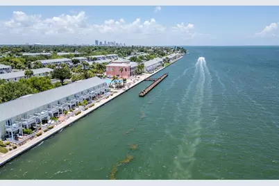 5118 Coquina Key Drive SE #C, Saint Petersburg, FL 33705 - Photo 25