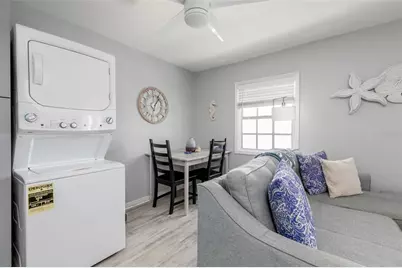 5118 Coquina Key Drive SE #C, Saint Petersburg, FL 33705 - Photo 11