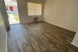 8560 Channelview Cir, Tampa, FL 33614 - Photo 3