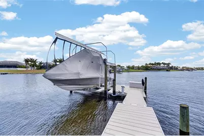 825 Manns Harbor Drive, Apollo Beach, FL 33572 - Photo 5