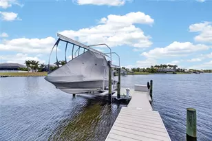 825 Manns Harbor Dr, Apollo Beach, FL 33572 - Photo 5