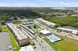 594 Boca Ciega Point Blvd N, Saint Petersburg, FL 33708 - Photo 47
