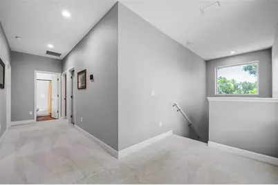 7507 N Dartmouth Avenue, Tampa, FL 33604 - Photo 27