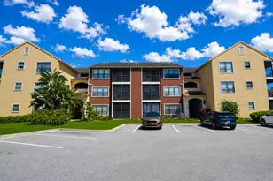 11901 4th Street N, Saint Petersburg, FL 33716 - Photo 3