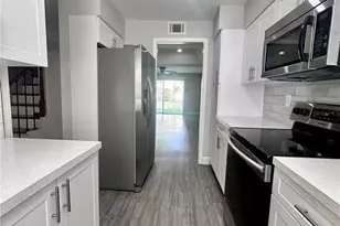 7512 Bolanos Ct, Tampa, FL 33615 - Photo 7