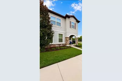 5703 Village Center Drive, Lithia, FL 33547 - Photo 3