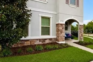 5703 Village Center Dr, Lithia, FL 33547 - Photo 3