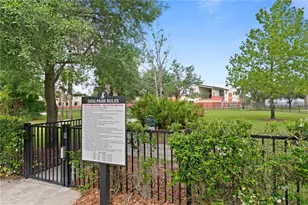 5703 Village Center Dr, Lithia, FL 33547 - Photo 47