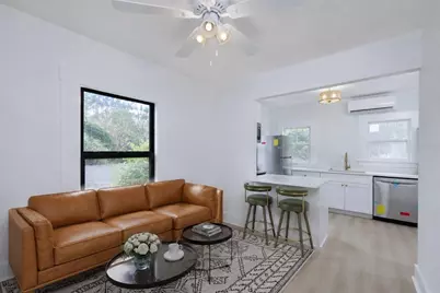 618 N 7th Avenue #B, Saint Petersburg, FL 33701 - Photo 1