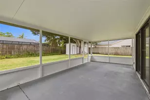 1931 Arvis Cir E, Clearwater, FL 33764 - Photo 23