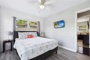 6400 Pelican Dr S, Saint Petersburg, FL 33707 - Photo 33